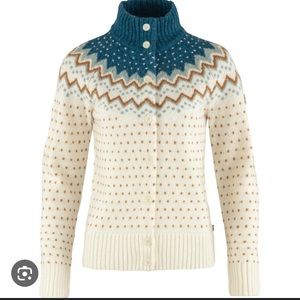 FjallRaven 100% Wool Ovik Knot Cardigan